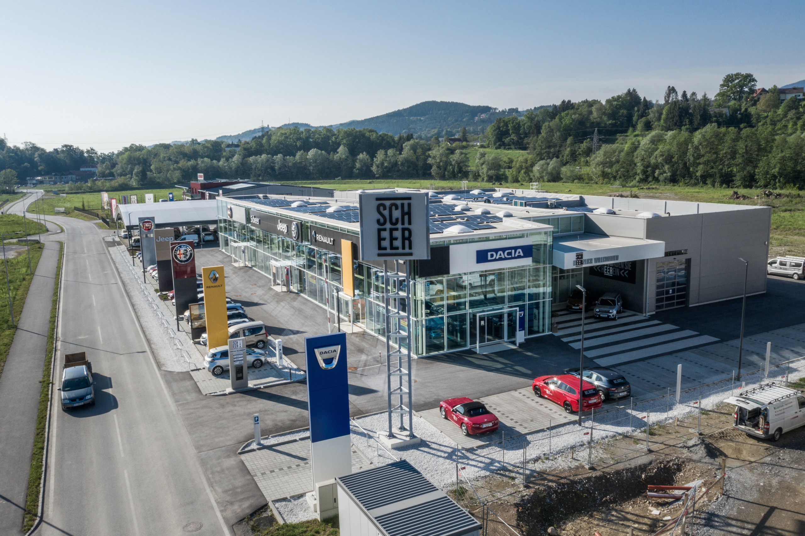 Malermeister Bernhard Mrezar Malerarbeiten im Autohaus Scheer in Voitsberg